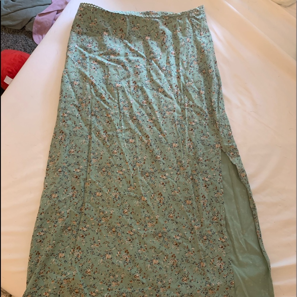 Brandy melville skirt